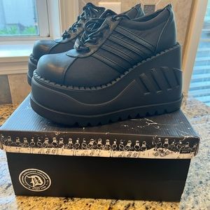 Black Demonia Platform Lace-up Shoe - New